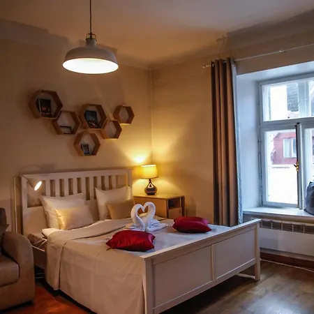 Dream - Cosy Old Town Studio Near Main Square *